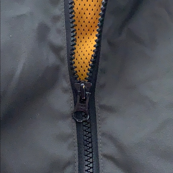 Cabela’s Woman’s Outfitter Hooded Jacket - Picture 8 of 8